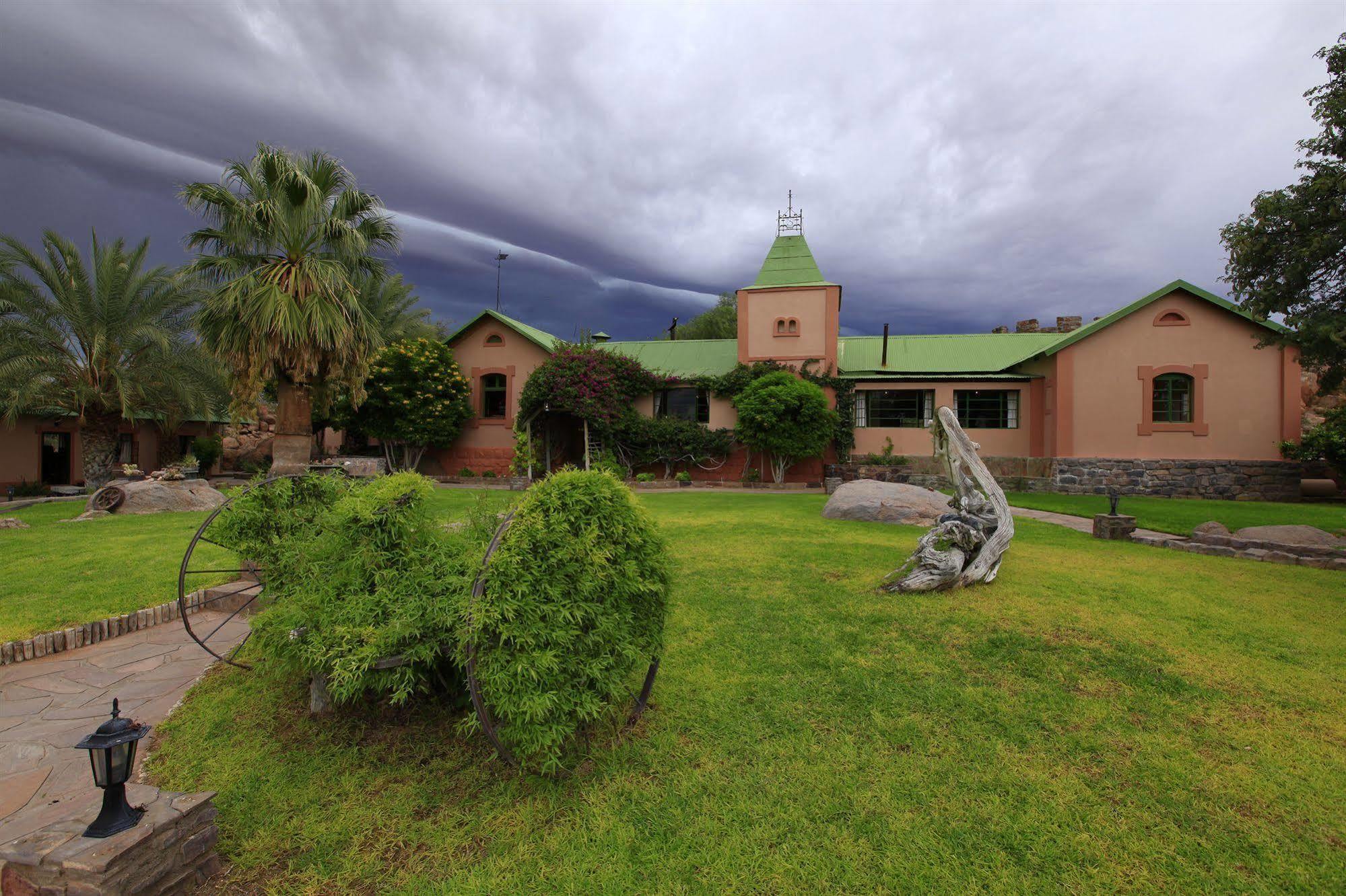 Gondwana Canyon Lodge Kanebis Luaran gambar