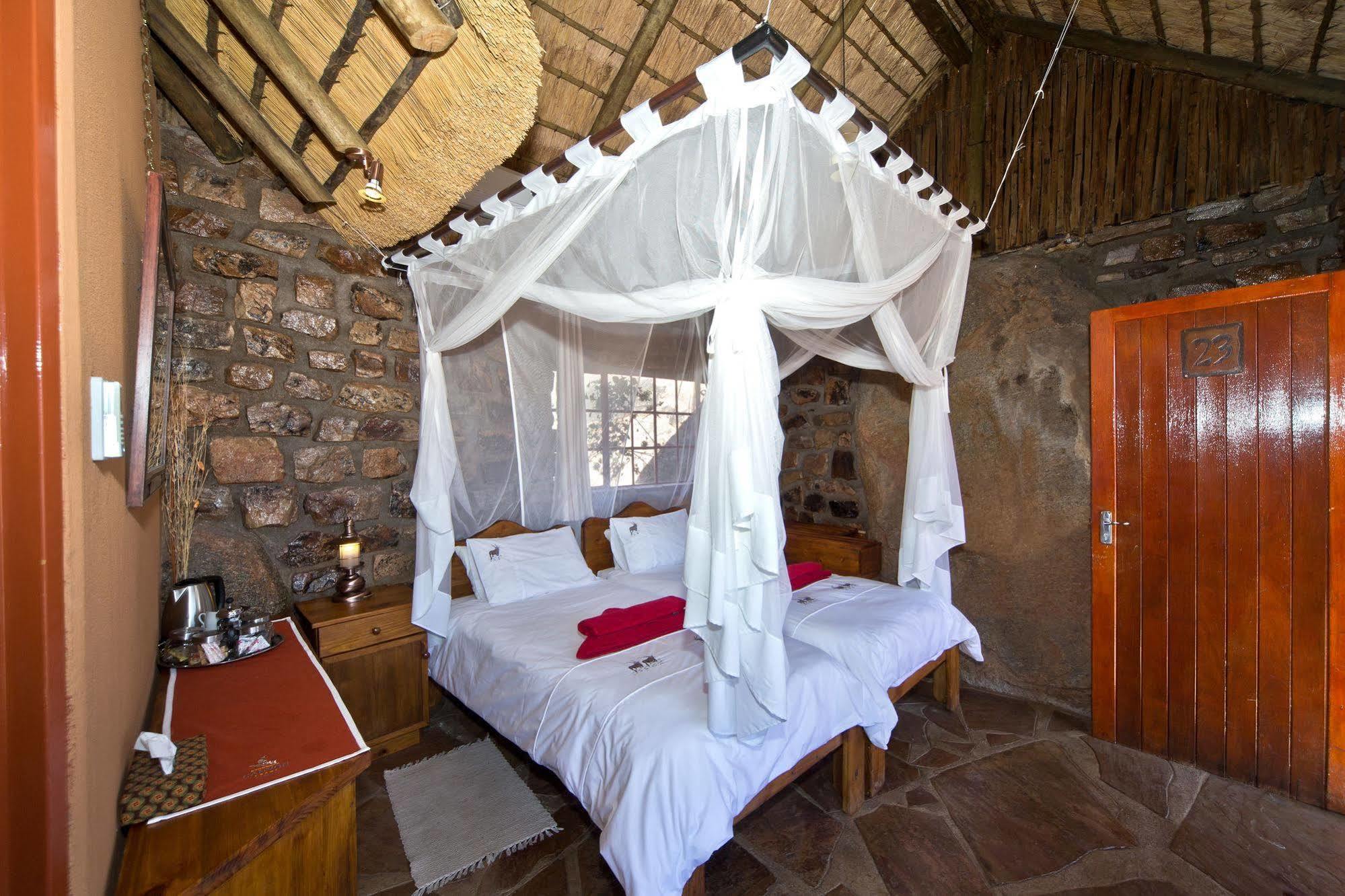Gondwana Canyon Lodge Kanebis Luaran gambar